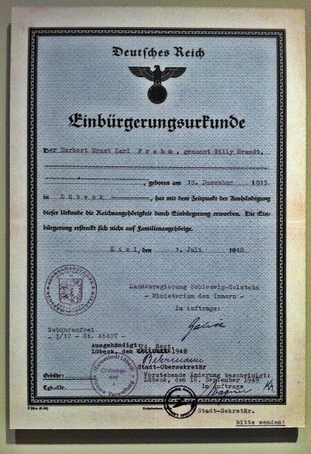 Einbürgerungsurkunde Willy Brandt